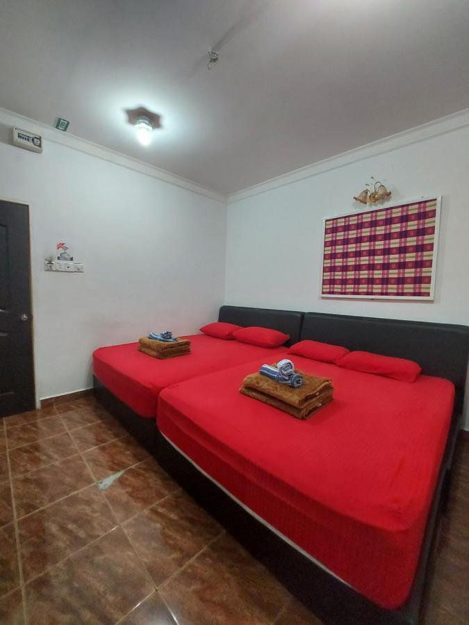 Nabil Nabila Motel Kuah Exteriör bild
