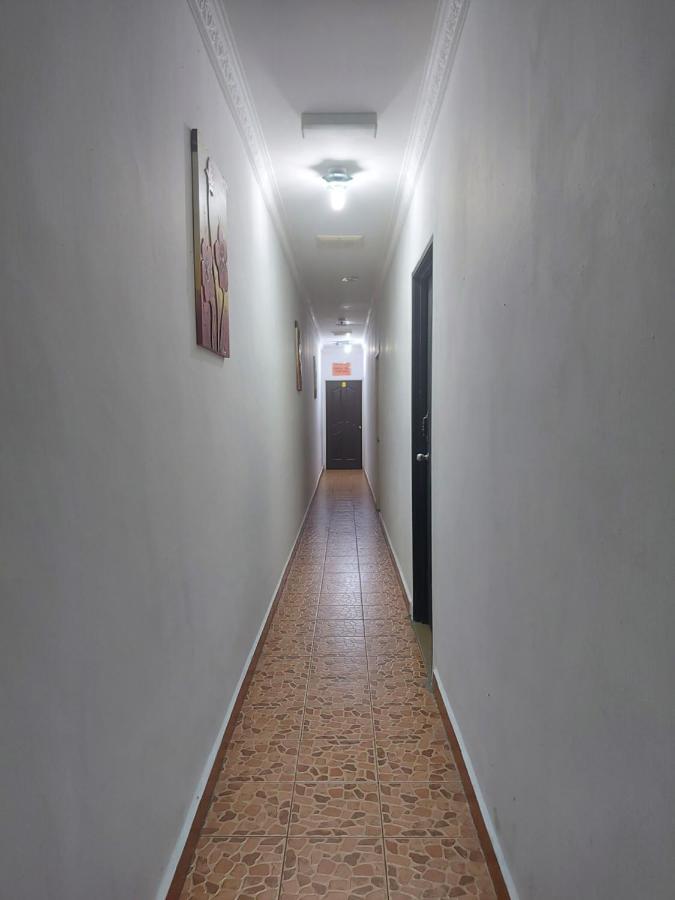 Nabil Nabila Motel Kuah Exteriör bild